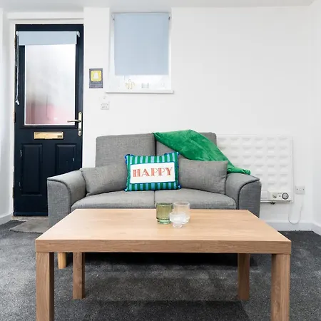Clifton House Apartment